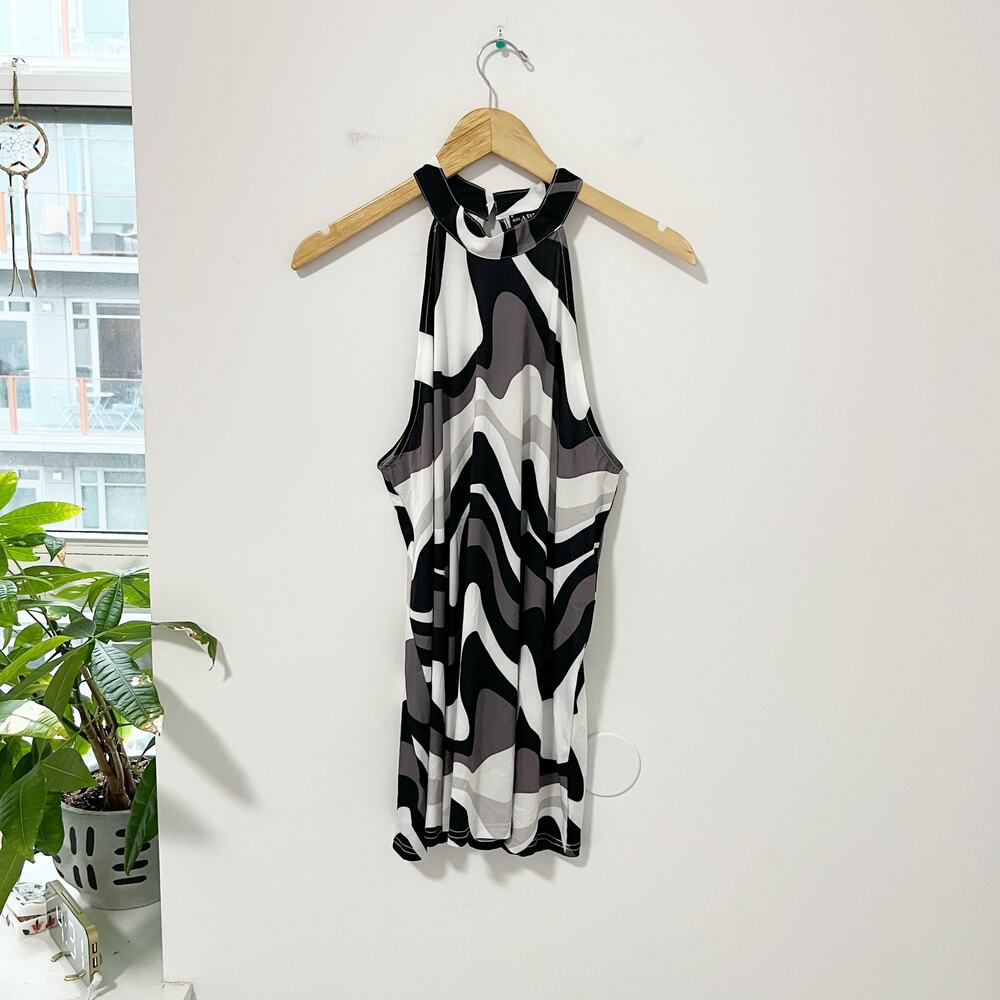 NEW Bon Apple Tea Black & White Retro Tank Size Large